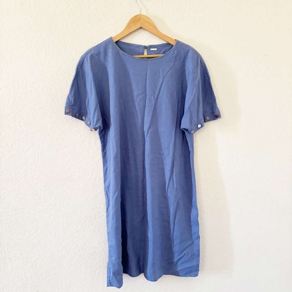 Tahari Shift Dress Medium Blue‎ Linen Blend Snap Sleeve Short Sleeve Crew Neck